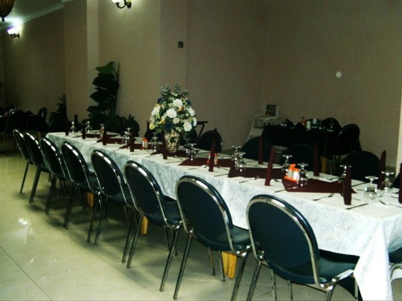 Meryland Hotel Colon Esterno foto