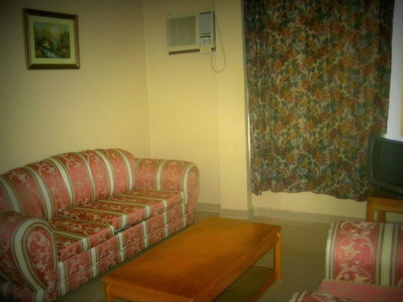 Meryland Hotel Colon Esterno foto