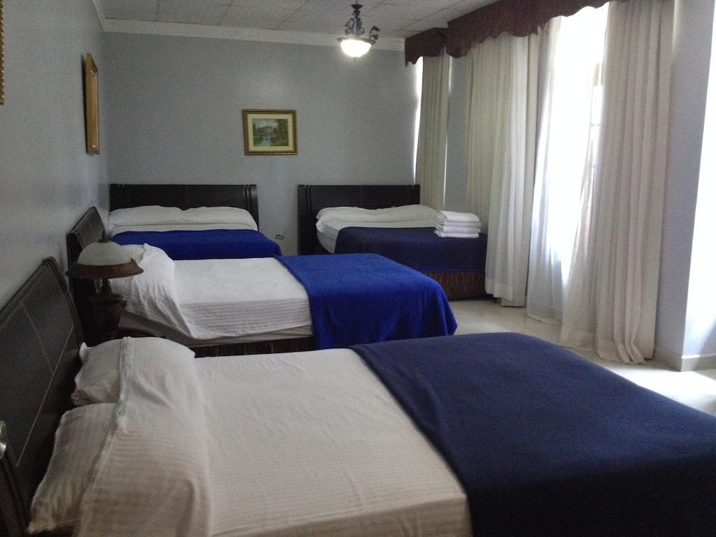 Meryland Hotel Colon Camera foto