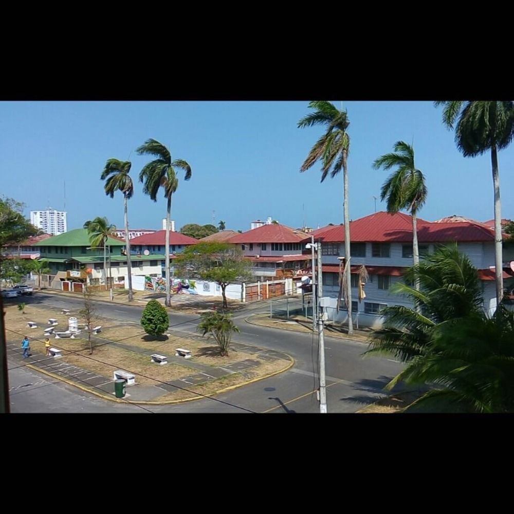 Meryland Hotel Colon Esterno foto