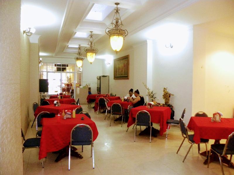 Meryland Hotel Colon Esterno foto
